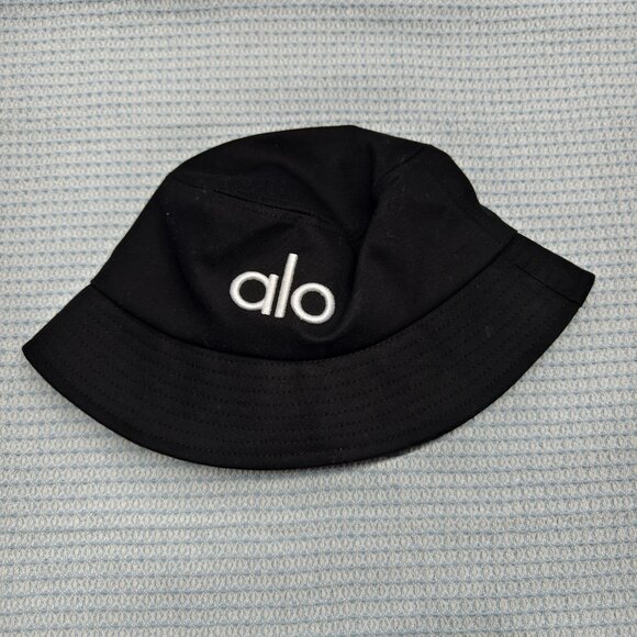 🌞ALO Yoga Bucket Hat | UV Protection | Lightweight Hat for Women - Picture 1 of 3